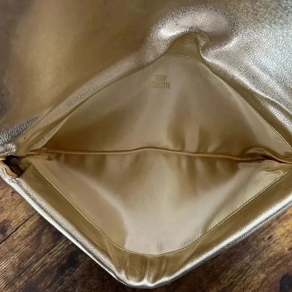 VINTAGE: Lewisette gold clutch bag - Picture 7 of 11